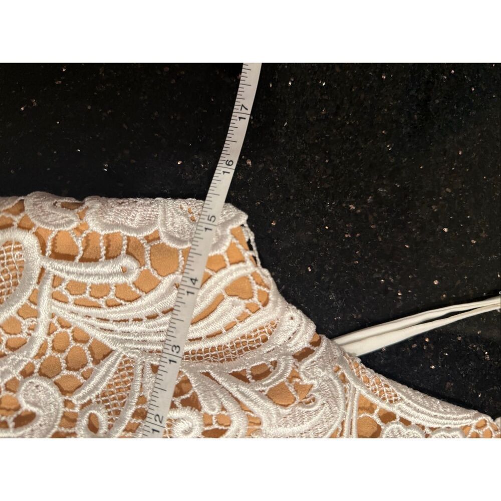 HELSI Gilt Sloane Lace Midi Dress in White Floral bachelorette Size XS NWOT - Picture 5 of 6